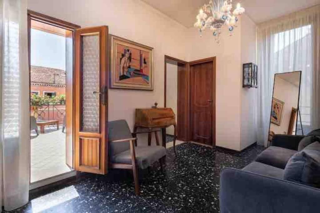 Ca' Pesaro Rooftop Terrace Apartment. Lejlighed *