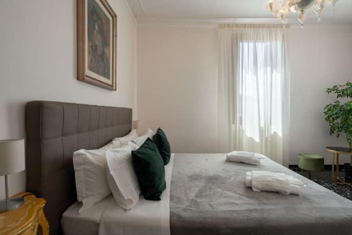 Ca' Pesaro Rooftop Terrace Apartment. Venedig