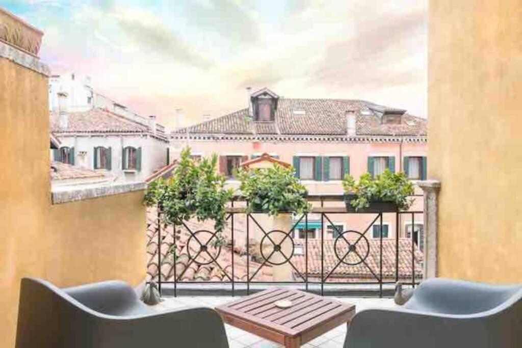 Lejlighed Ca' Pesaro Rooftop Terrace Apartment. Venedig